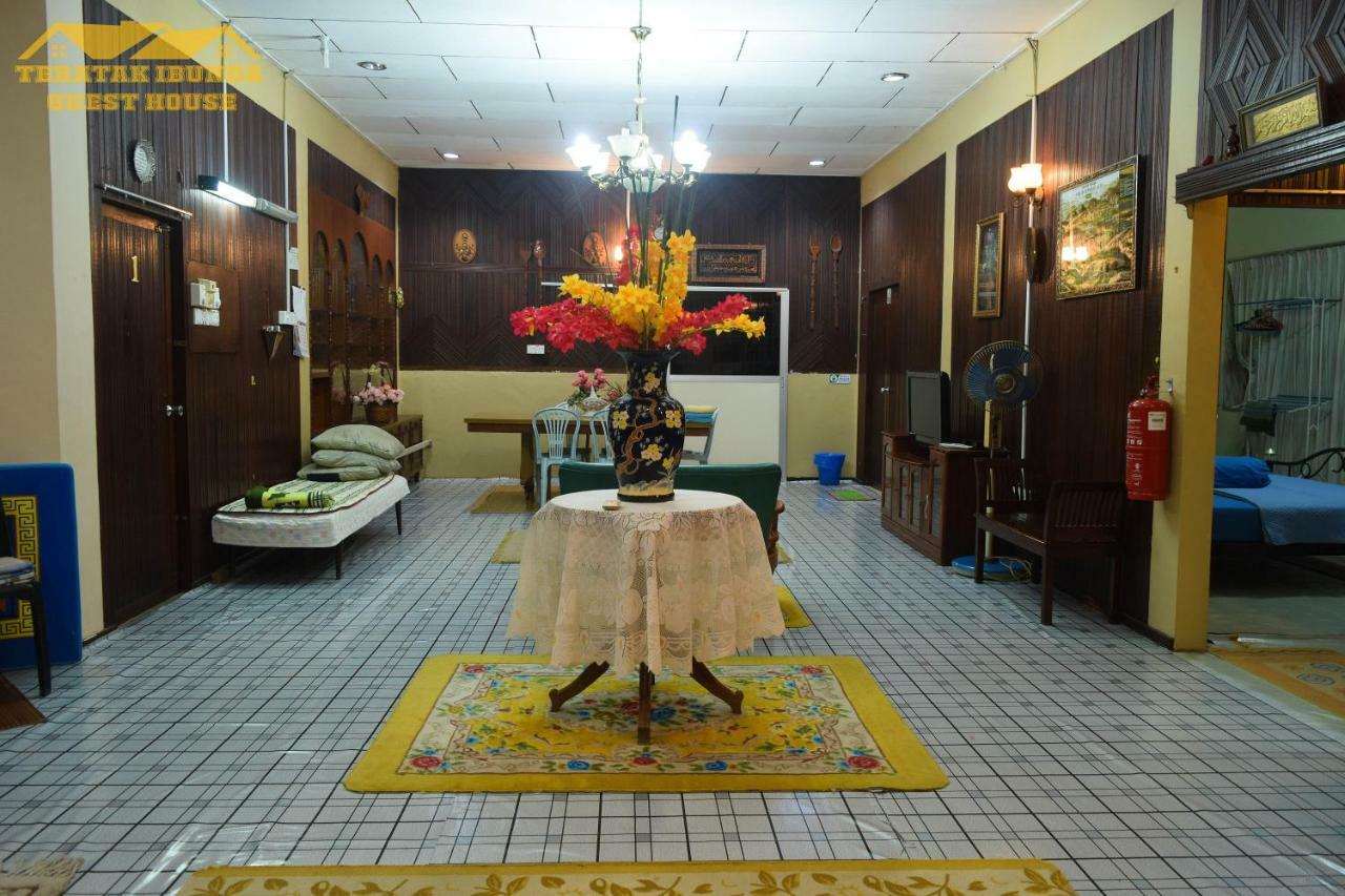 Teratak Ibunda Guest House Kota Bharu Eksteriør bilde