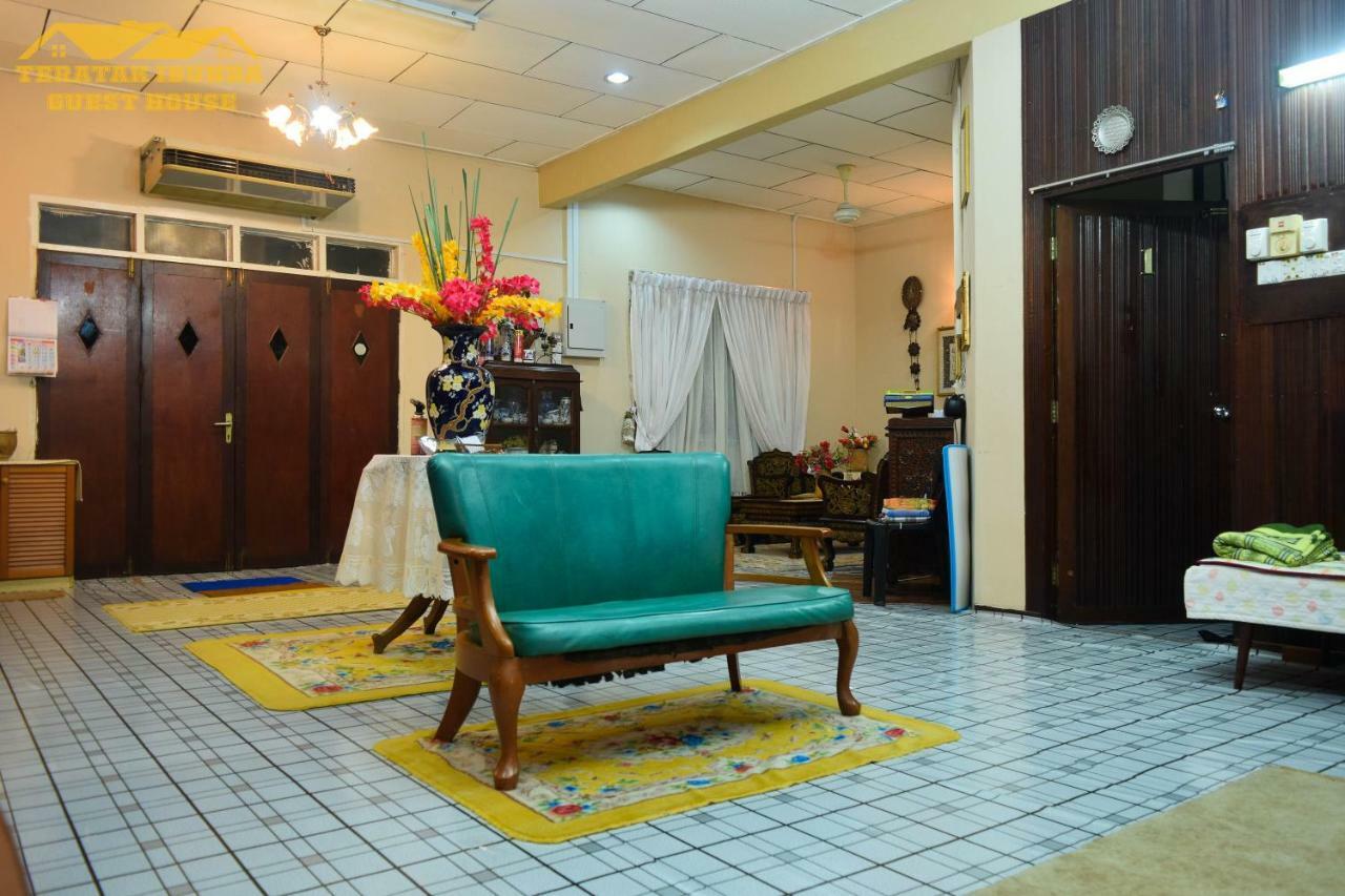 Teratak Ibunda Guest House Kota Bharu Eksteriør bilde